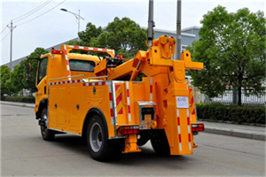 双台子区高速路拖车费